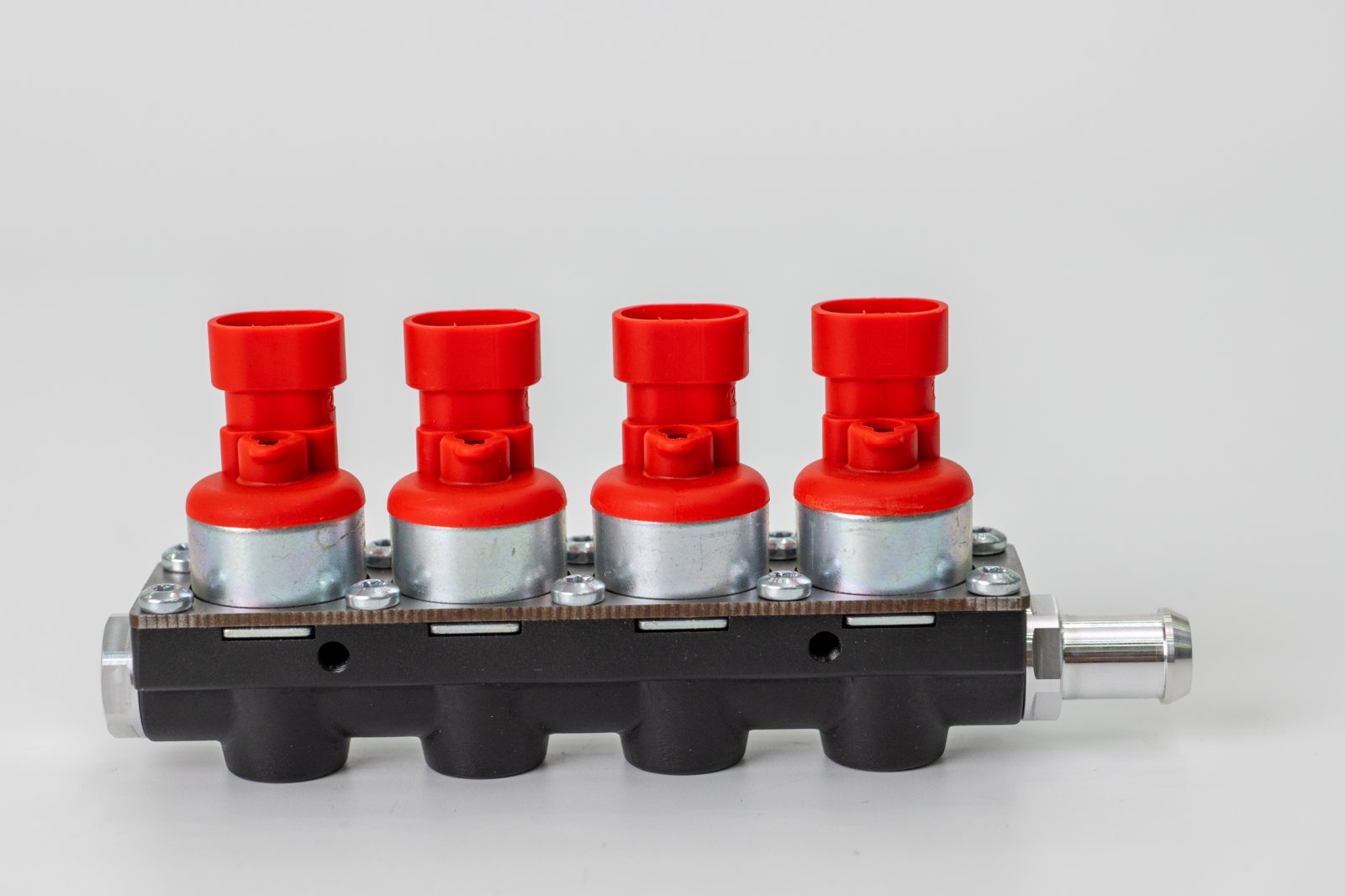 YC112 3Ohm 4-cylinder CNG LPG common injector rail main product view