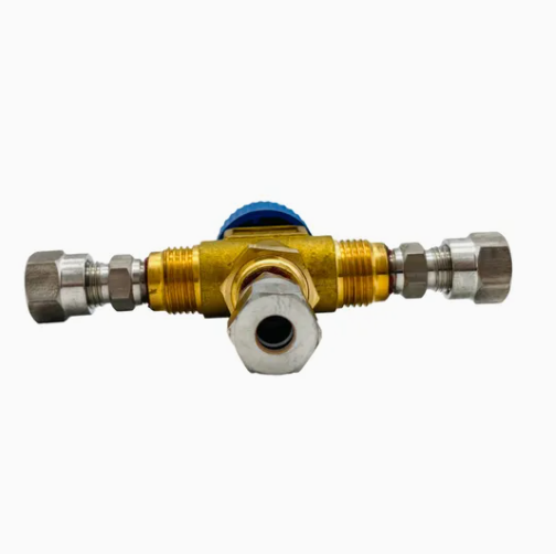 Brass CNG cylinder valve ferrule hole 6 port close-up